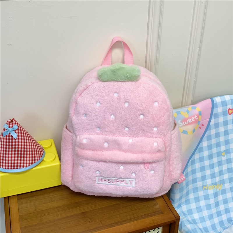 Plush Strawberry Classic Solid - Fashion Backpack Women recension och pris